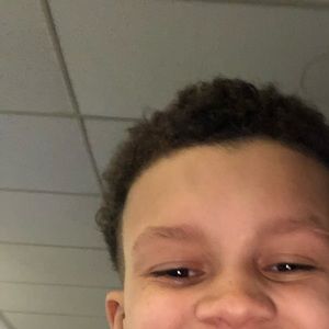 Meet your Posher, Monique